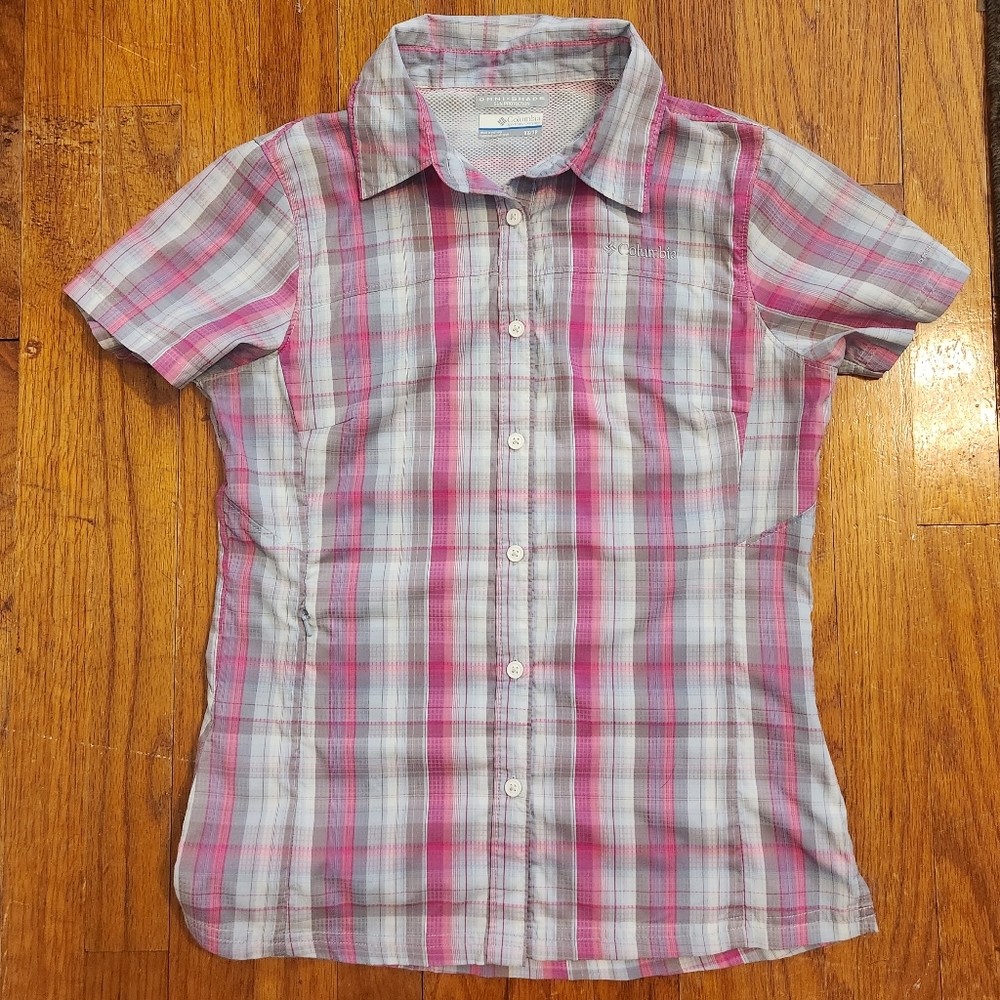 Columbia women's short sleeve shirt